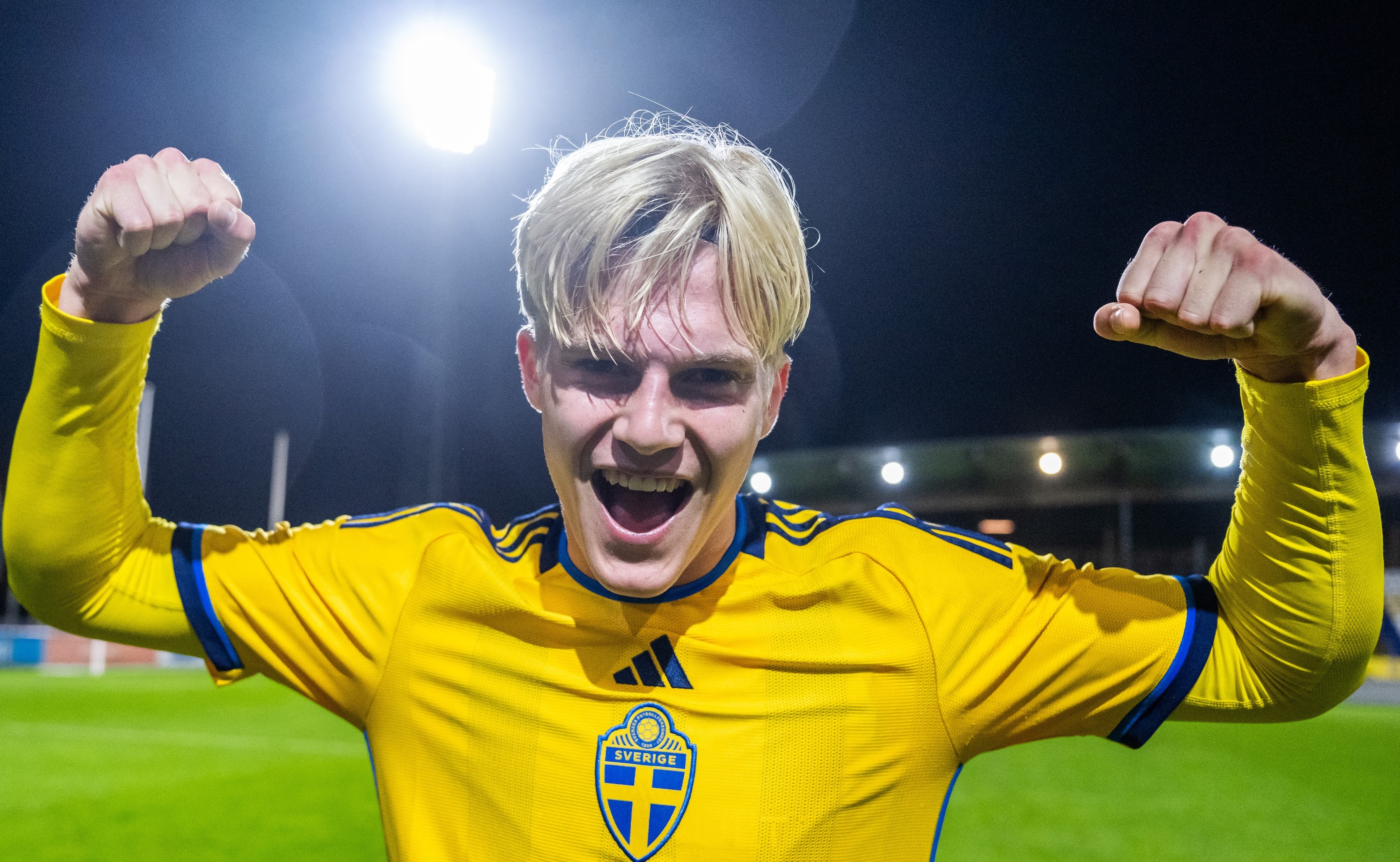 Radu Drăgușin, varianta suedeză! Cum a ajuns un puști de 18 ani să o aleagă pe Tottenham în locul Barcelonei