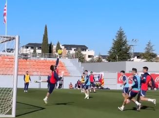 Splendid! Horațiu Moldovan a avut o intervenție de clasă la antrenamentul lui Atletico Madrid