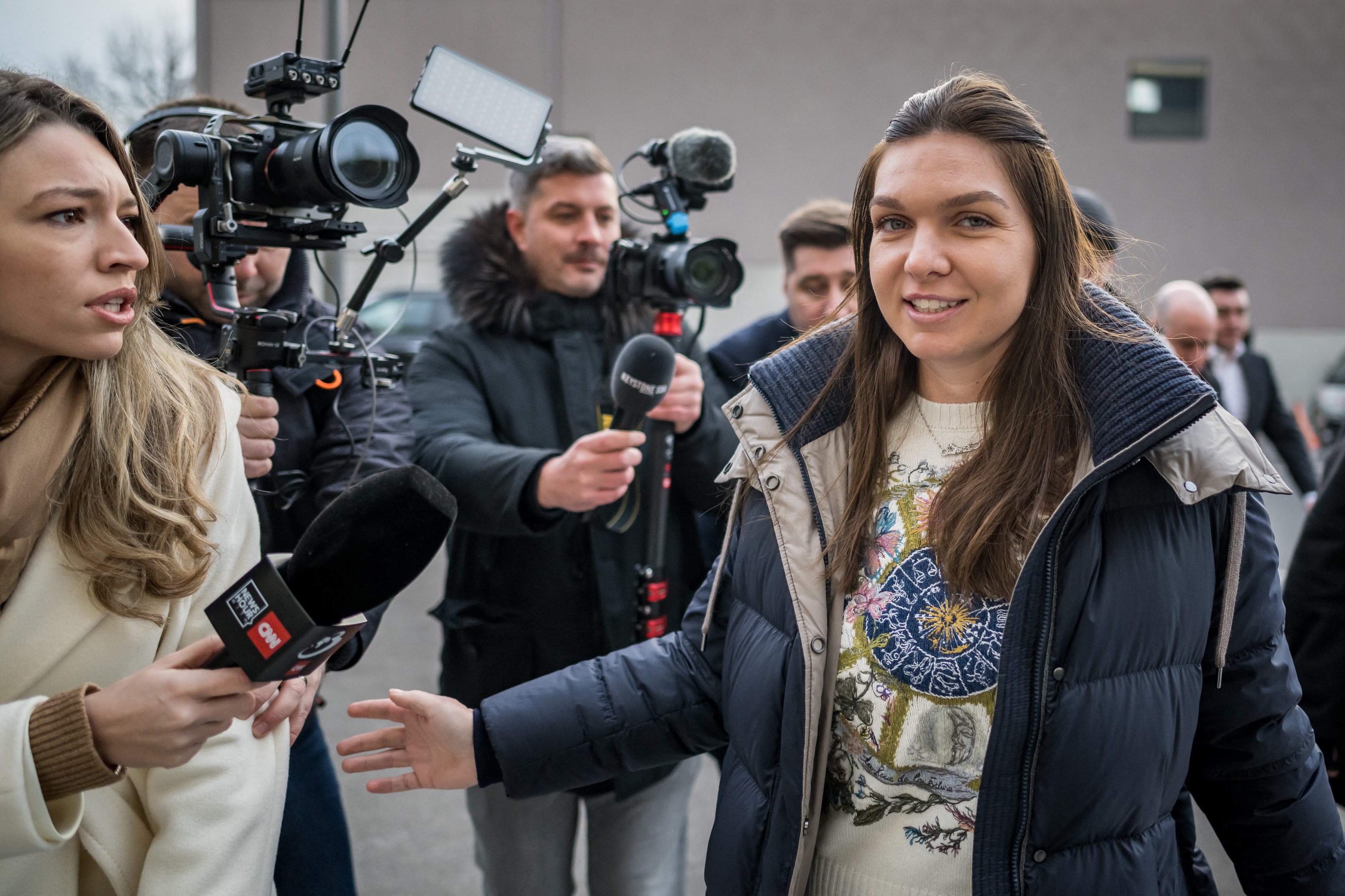 În a doua zi a procesului de la TAS, Simona Halep a primit o întrebare în română și a răspuns cu doar 5 cuvinte în engleză