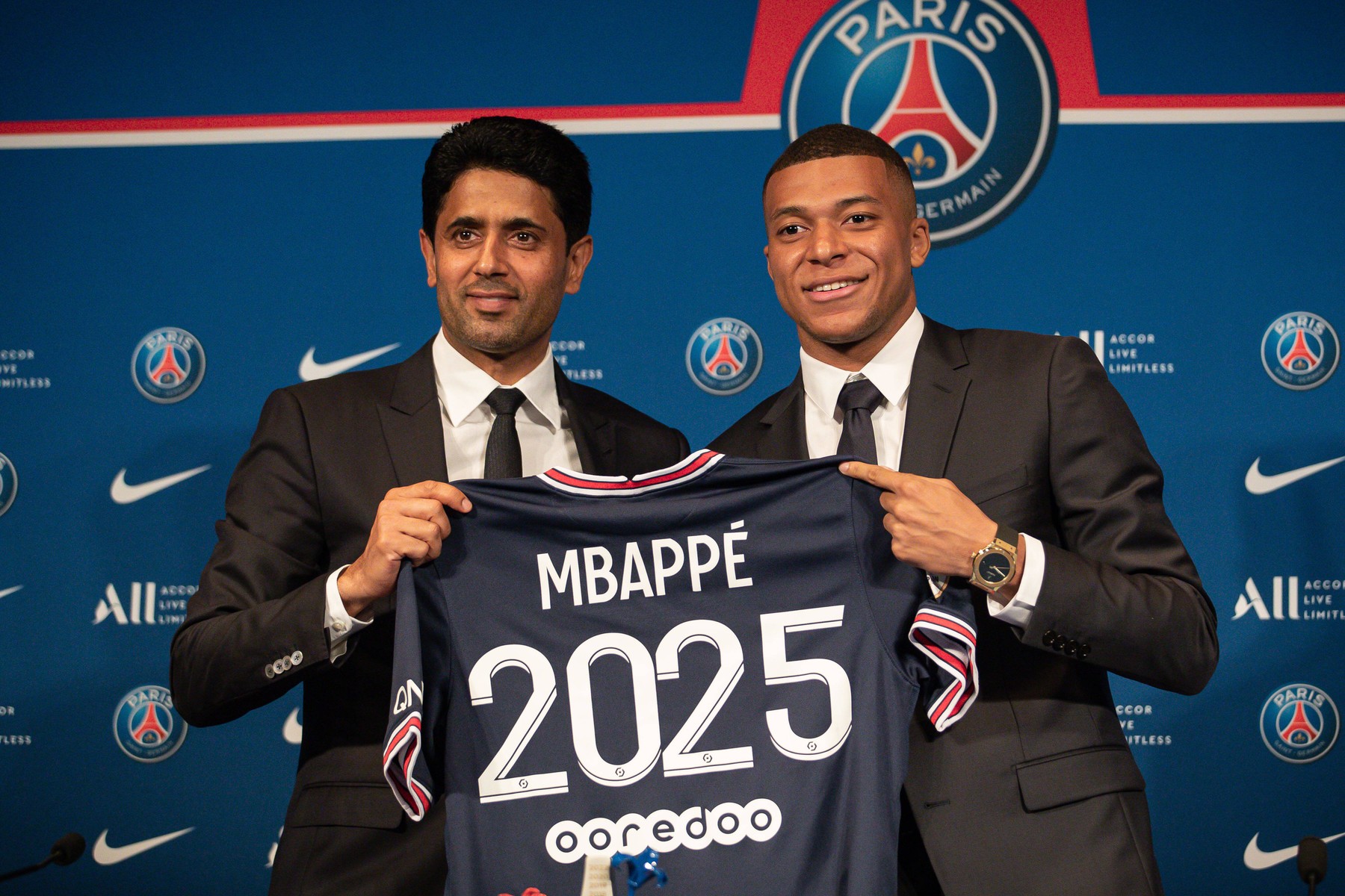Kylian Mbappe e dat ”ca și transferat la Real Madrid”, iar Nasser Al Khelaifi nu s-a putut abține