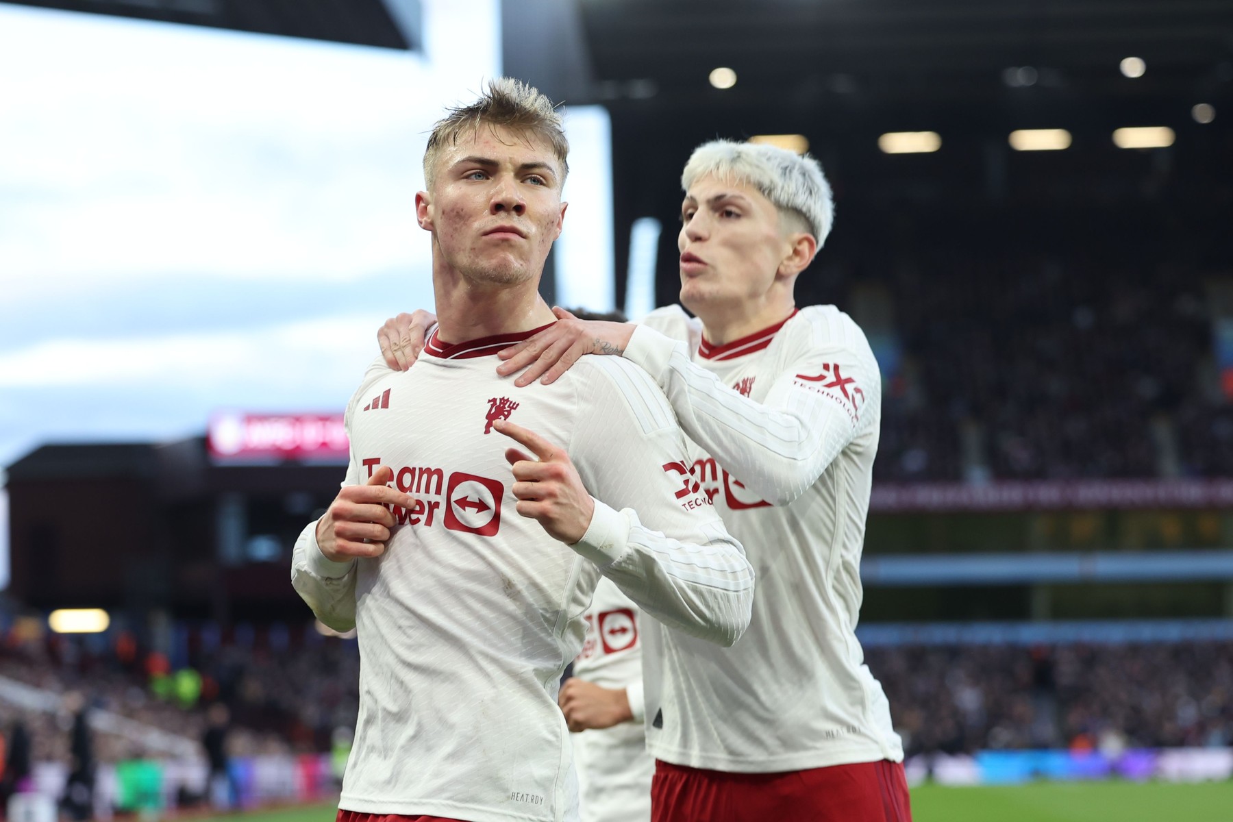 Rasmus Hojlund, performanță impresionantă: de la atacant-fantomă, la record în Premier League