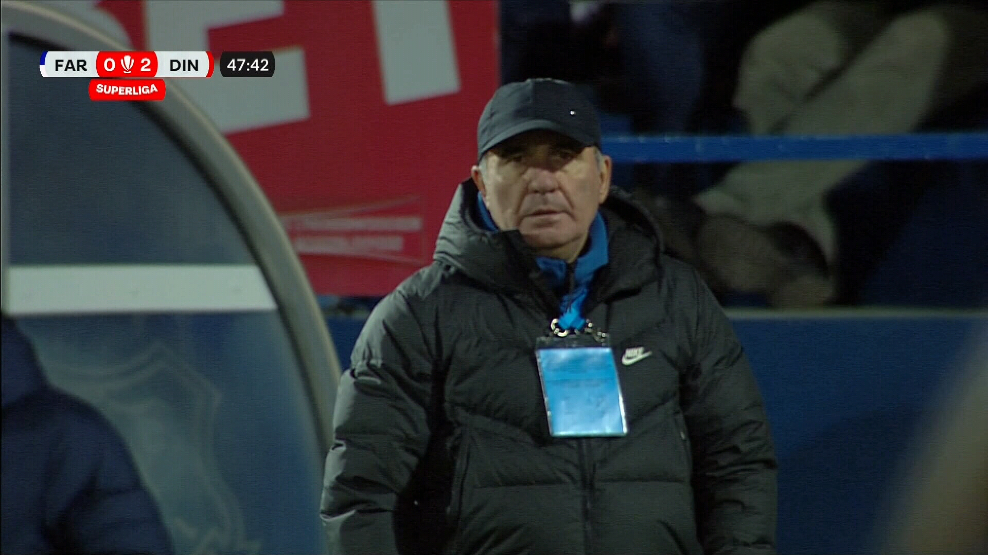 Gică Hagi, fără reacție după ce Dinamo a făcut 2-0 pe terenul Farului. Imaginile surprinse