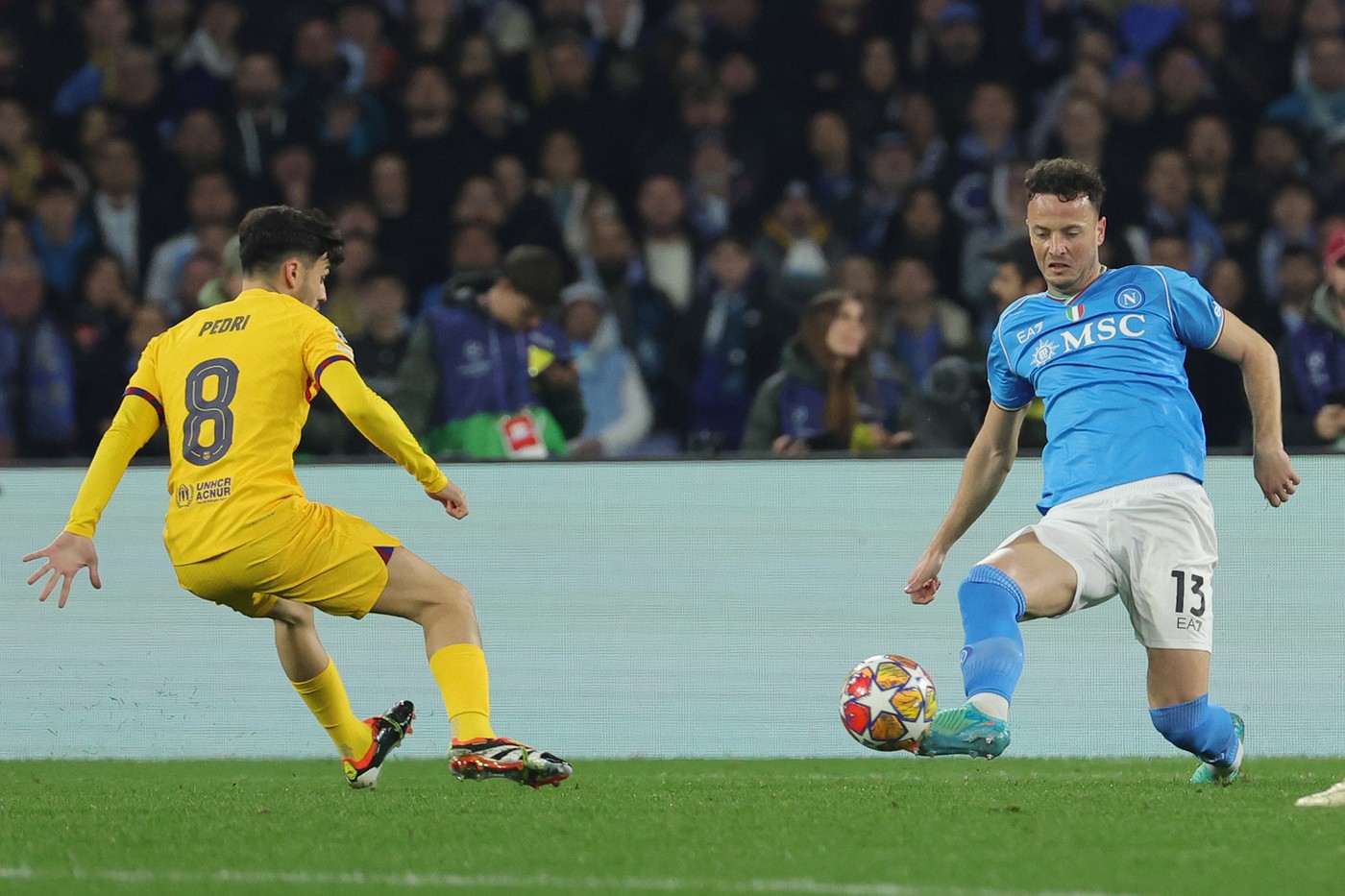 Napoli - Barcelona 0-0, ACUM, pe Digi Sport 1, în ”optimile” UCL. Francesco Calzona debutează pe banca italienilor
