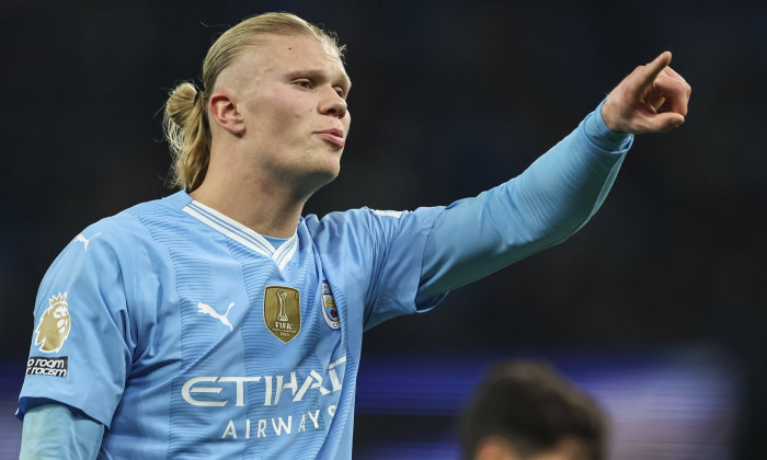 Premier League Manchester City v Brentford Erling Haaland of Manchester City gives his team instructions during the Prem