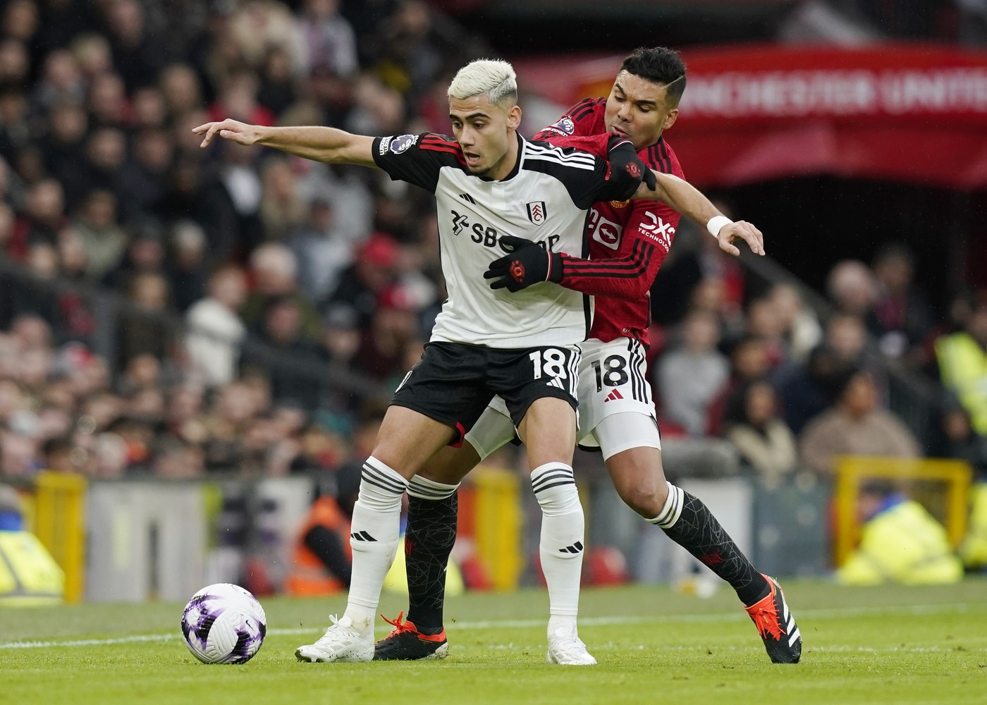 Man. United - Fulham 1-2, ACUM, DGS 2. Oaspeții au dat lovitura în minutul 90+7! Bournemouth - Man. City, la 19:30