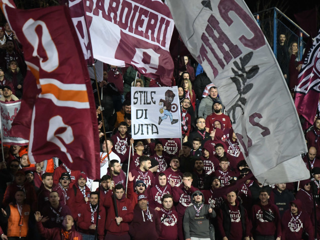 ”Rușine să vă fie!”. Galeria Rapidului i-a gonit pe jucători, după eșecul cu Poli Iași