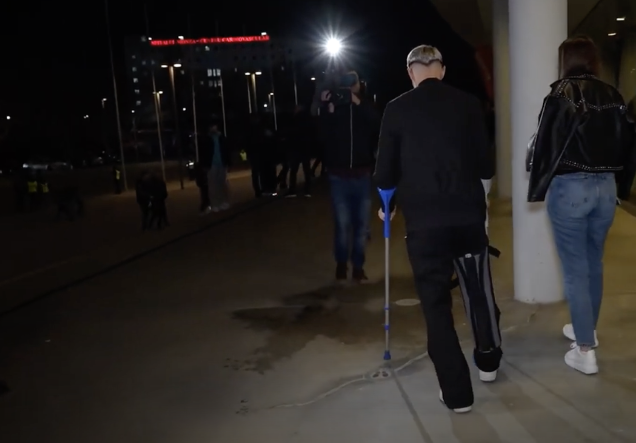 Dureros! Cum a apărut Alexandru Pantea la Arena Națională, după accidentarea gravă suferită