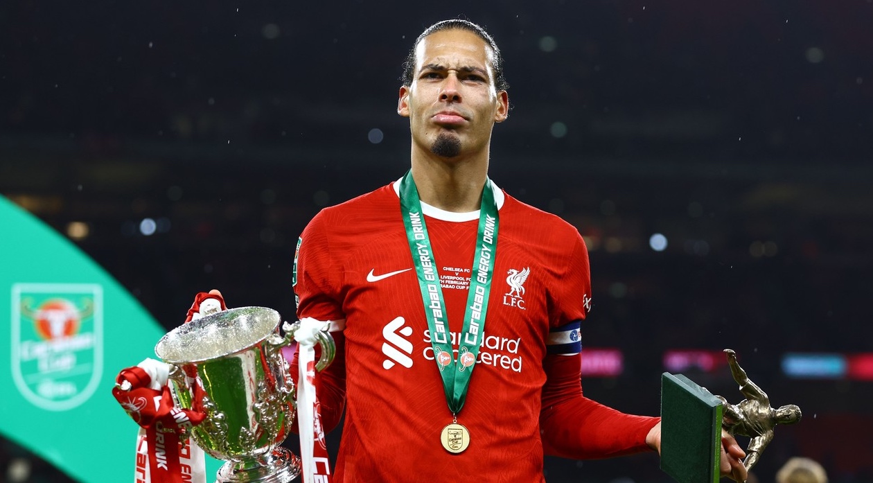 Mesajul războinic al lui Virgil van Dijk, după ce Liverpool a cucerit Cupa Ligii Angliei