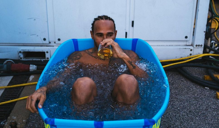 Surpriză uriașă! Cine e gata să-i ia locul lui Lewis Hamilton: ”El va merge la Mercedes”