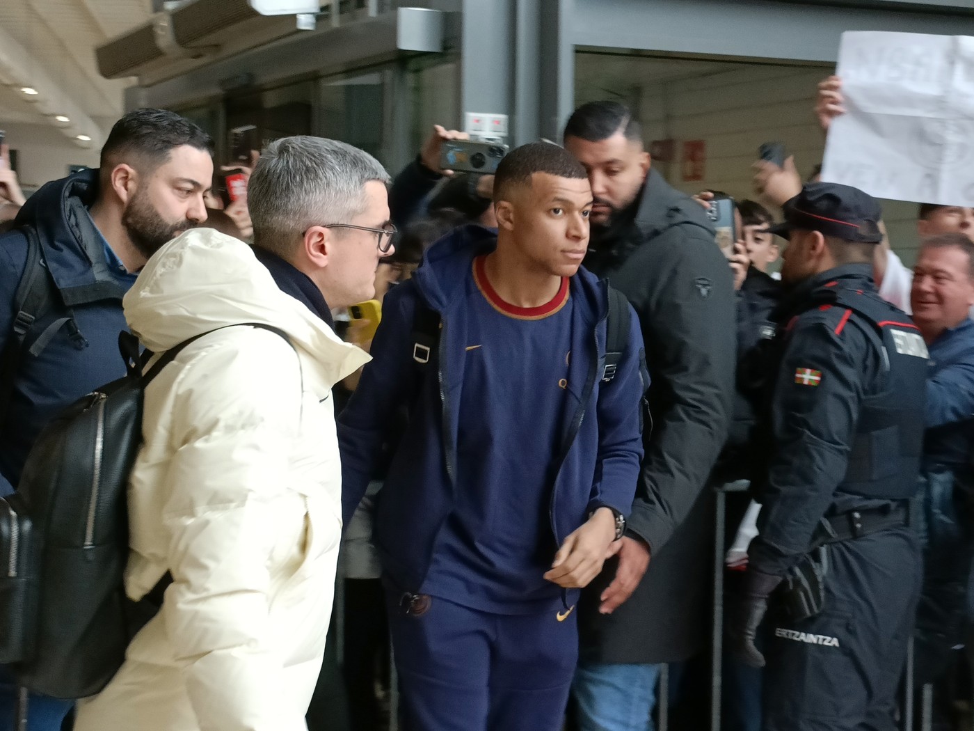 Cum a fost primit Kylian Mbappe în Spania, după ce a căzut în dizgrație la PSG