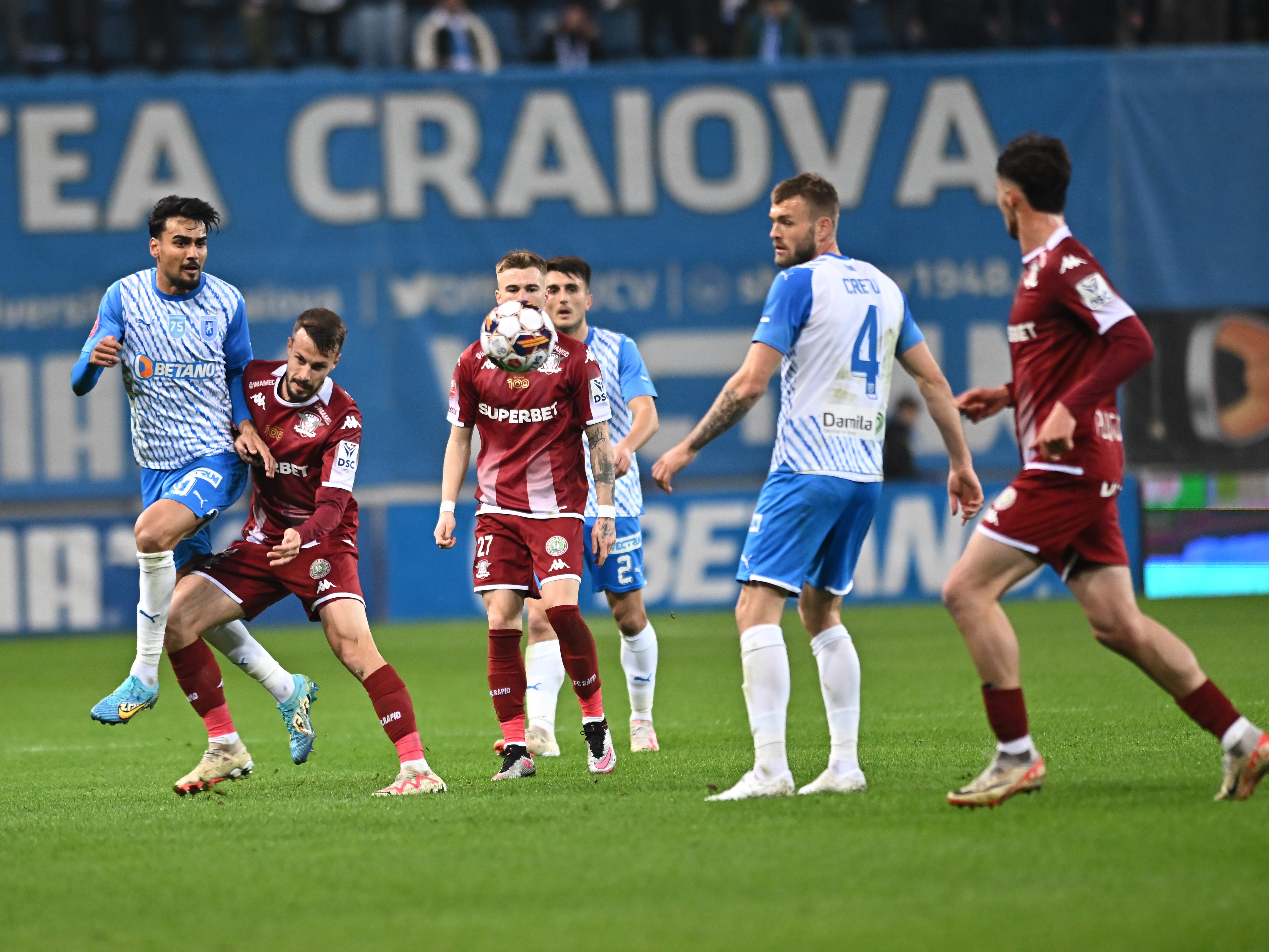 Arbitrul ”măcelărit” în trecut de Gigi Becali a fost delegat la partida Universitatea Craiova - Rapid