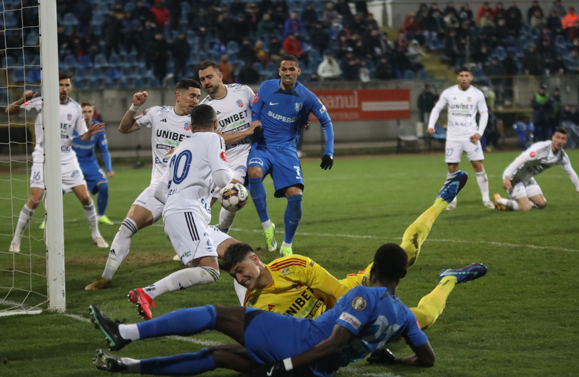 FC Botoșani - Farul Constanța 0-0. Campioana a tremurat pentru locul de play-off