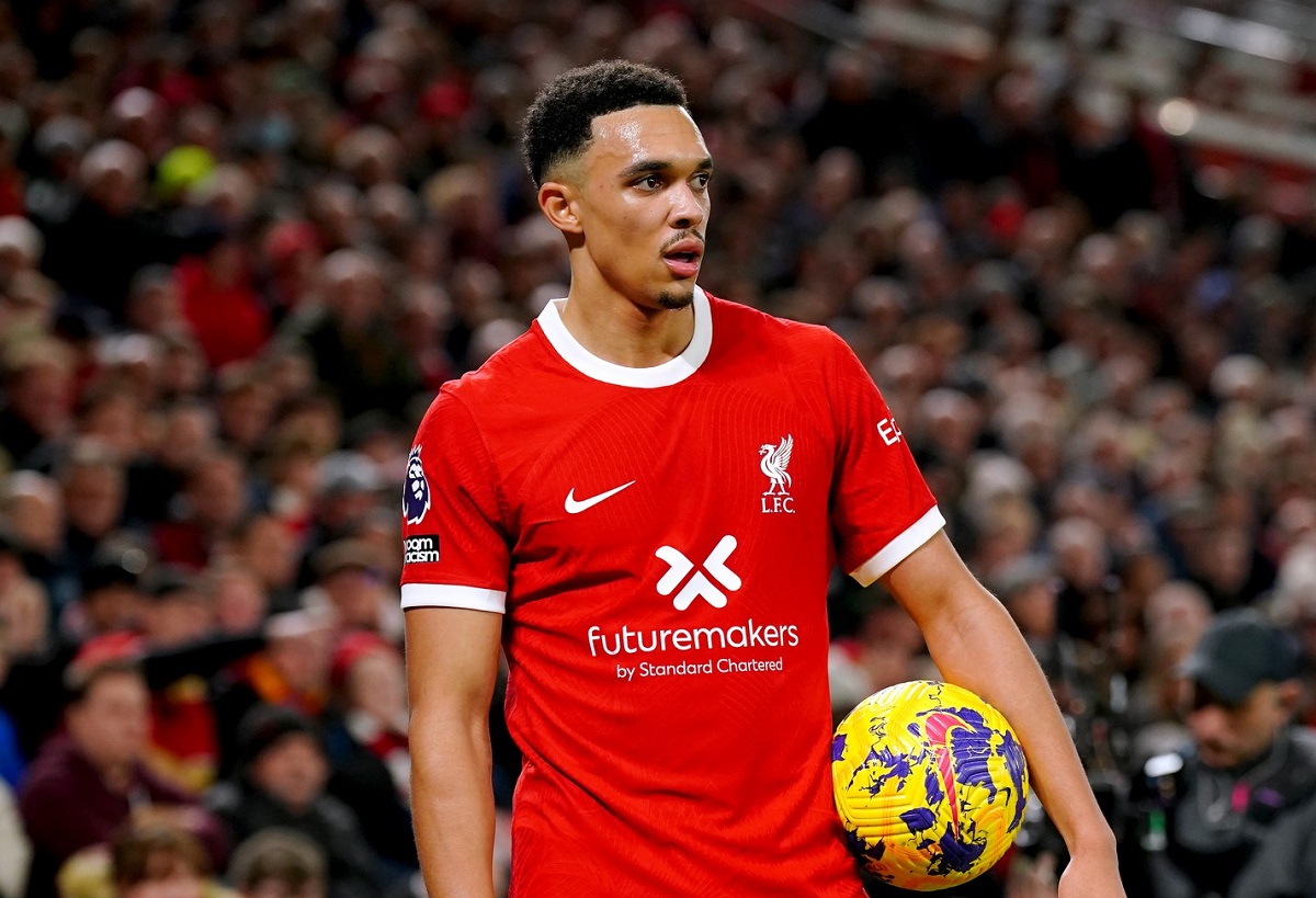 Continuă valul de critici la adresa lui Trent Alexander-Arnold: ”Taci! Vorbești prostii!”