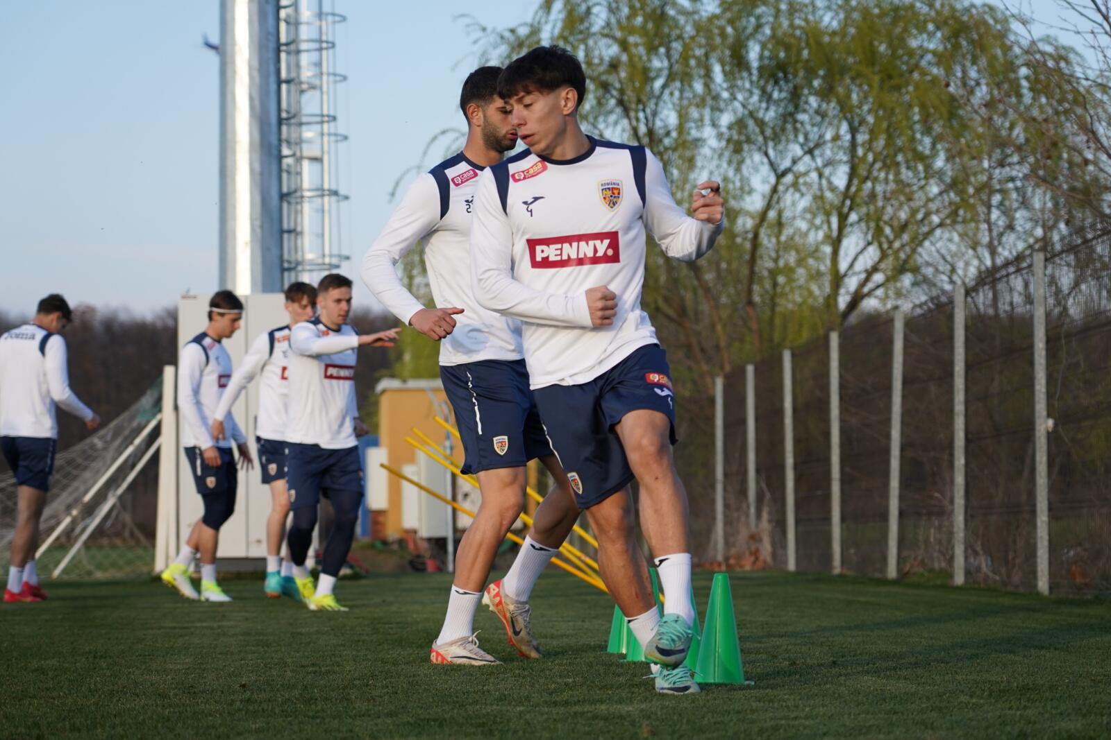 Cum se pregătește naționala U21 pentru duelul cu Armenia U21! 4 ”Tricolori” au lipsit