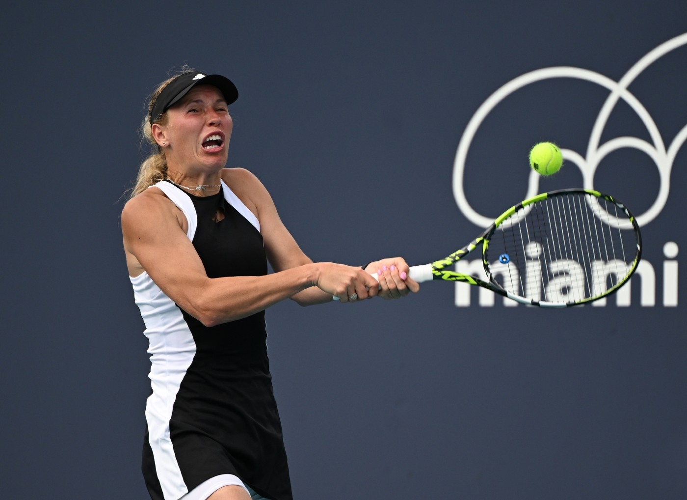 Caroline Wozniacki, cel mai dureros eșec de la revenirea în tenis! Ce s-a întâmplat la Miami Open