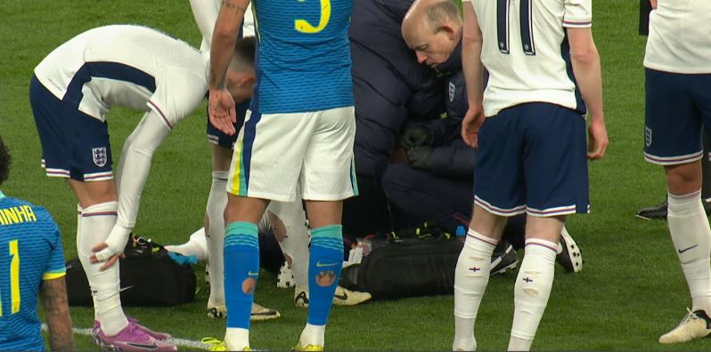 Alarmă la Manchester City! Un titular s-a accidentat și a ieșit de pe teren după doar 20 de minute