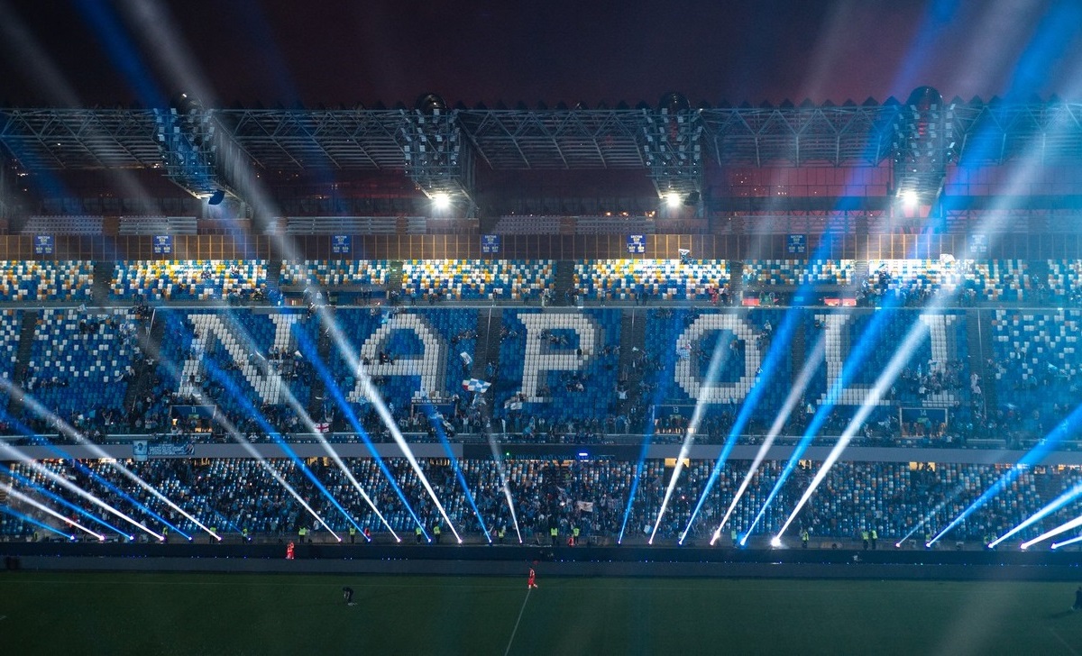 Se îngroașă gluma: Napoli a intrat și ea în cursa pentru un jucător din SuperLiga României!