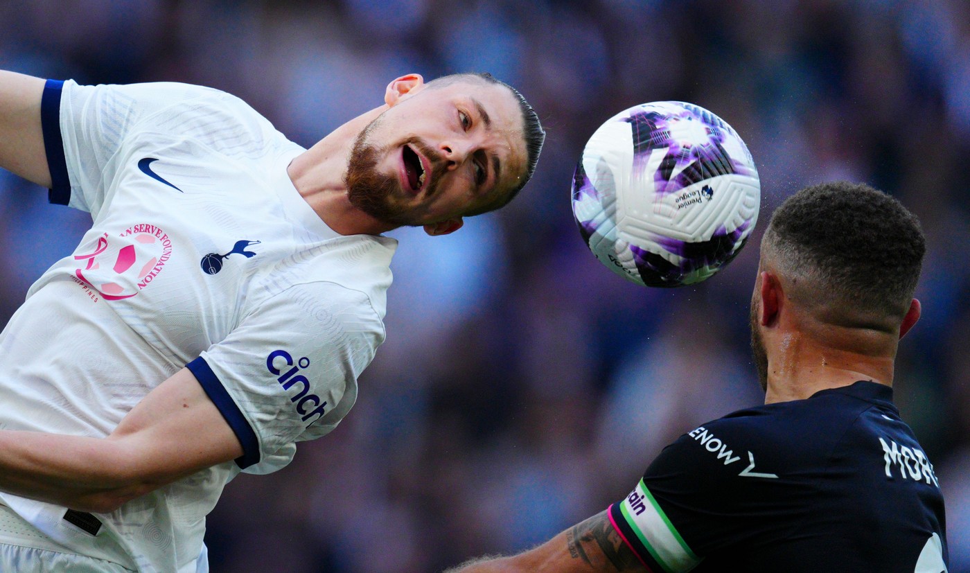 Reacția lui Radu Drăgușin, după ce a fost titular în Tottenham - Luton 2-1