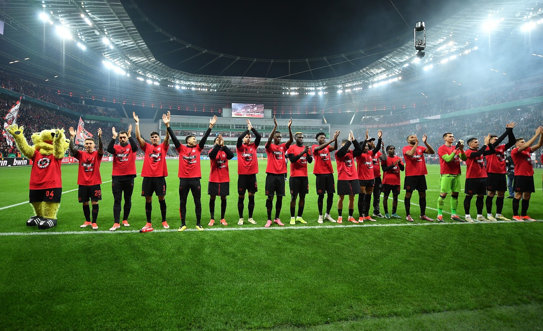 Minunea continuă: Leverkusen a ajuns la doar 3 meciuri de un record absolut în istoria fotbalului!