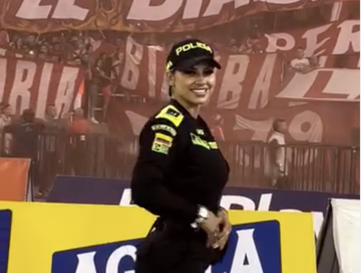 A fost nevoie doar să intre pe stadion pentru a deveni virală!