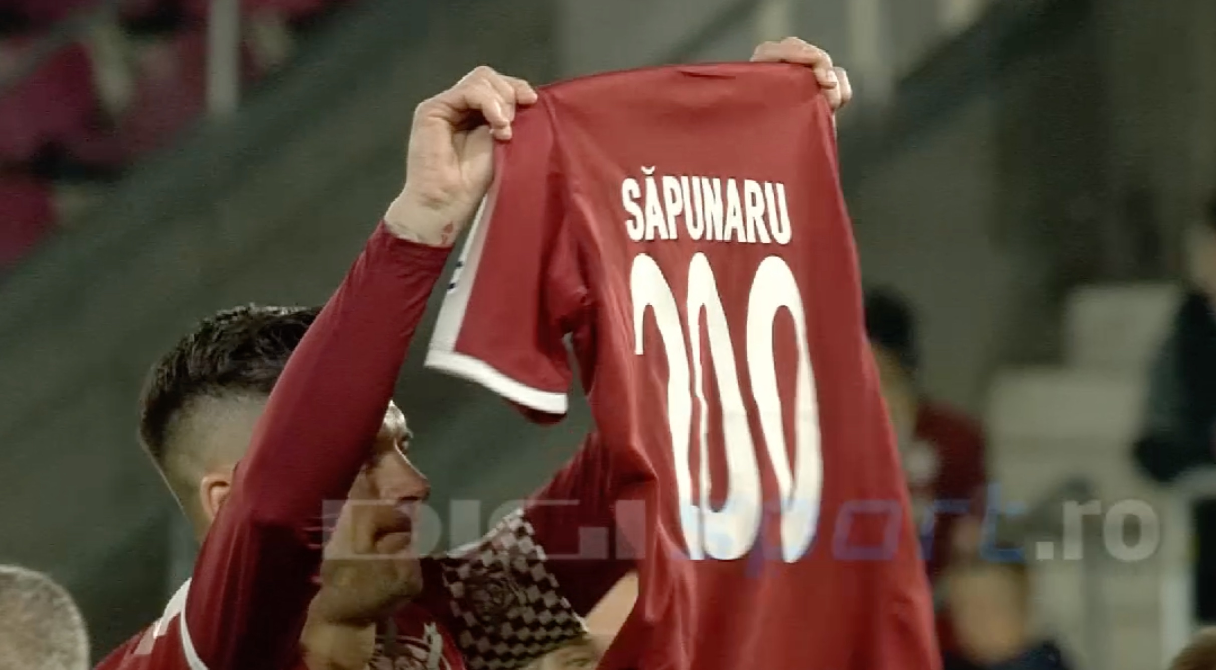 Cristian Săpunaru #200. Moment emoționant pentru căpitanul giuleștenilor, înainte de Rapid - CFR Cluj