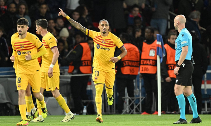 Paris Saint-Germain v Barcelona - UEFA Champions League