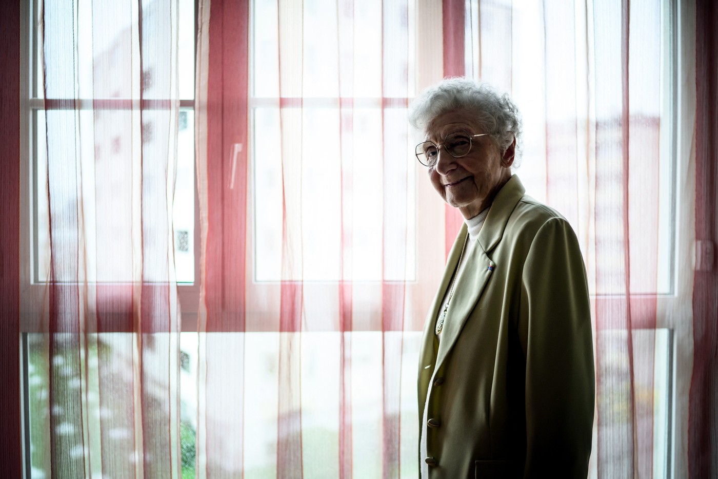 Femeia din umbră în timpul ocupaţiei Franţei de către Germania nazistă are 102 ani. Ce urmează să facă
