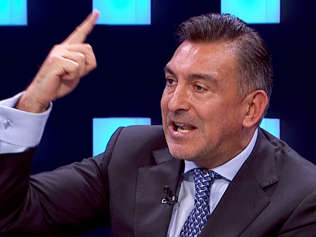 Ilie Dumitrescu a văzut primul 11 de la FCSB și nu s-a convins deloc: "E pentru prima dată!"