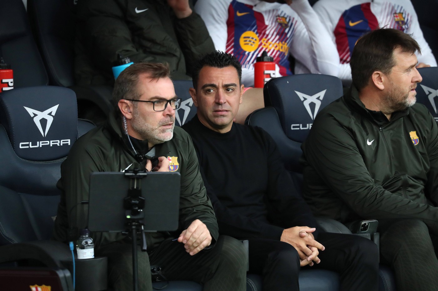 Surpriză! Antrenorul ales să îl înlocuiască pe Xavi la Barcelona ar putea să vină chiar din familia lui