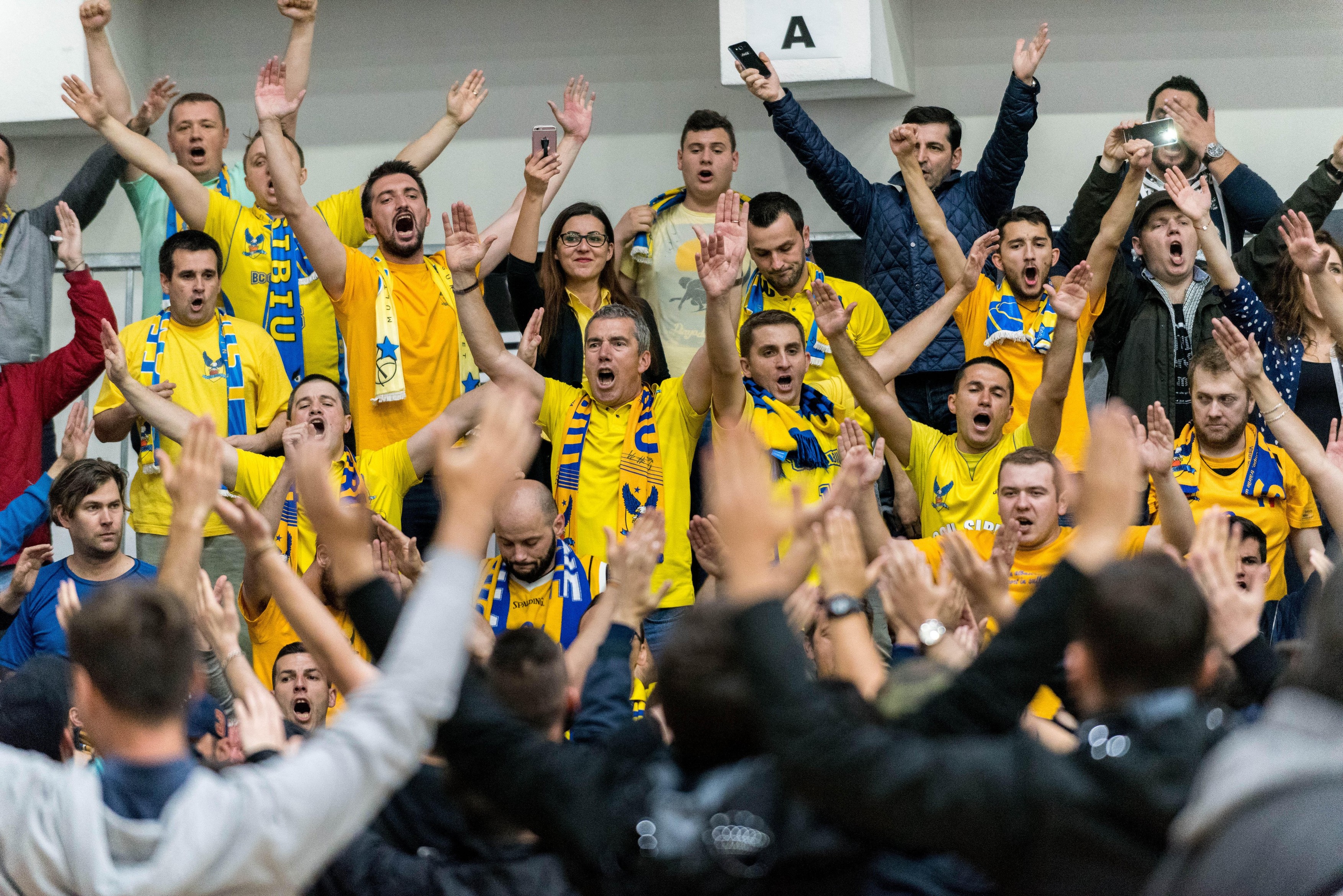 CSU Sibiu a învins-o la limită pe CSO Voluntari și mai are nevoie de o victorie pentru a merge în semifinale