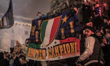 Inter Scudetto, Nerazzurri Fans Celebrate in the Duomo, Piazza Duomo, Milan, Italy - 23 Apr 2024