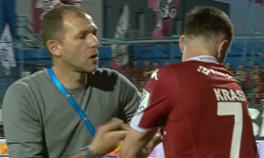 Gestul făcut de Ermal Krasniqi la marginea terenului, după ce Bogdan Lobonț l-a scos în minutul 60
