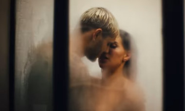 Un fotbalist celebru și soția sa, filmați în duș. Imaginile au făcut înconjurul lumii