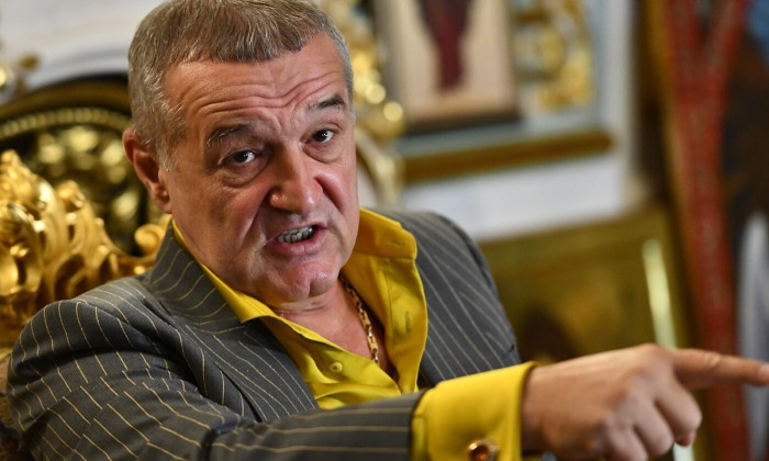 Gigi Becali a încercat să forțeze un fotbalist de top de la FCSB să renunțe la bani pentru a-l lăsa să se transfere! Dezvăluiri incendiare ale jucătorului și ale impresarului