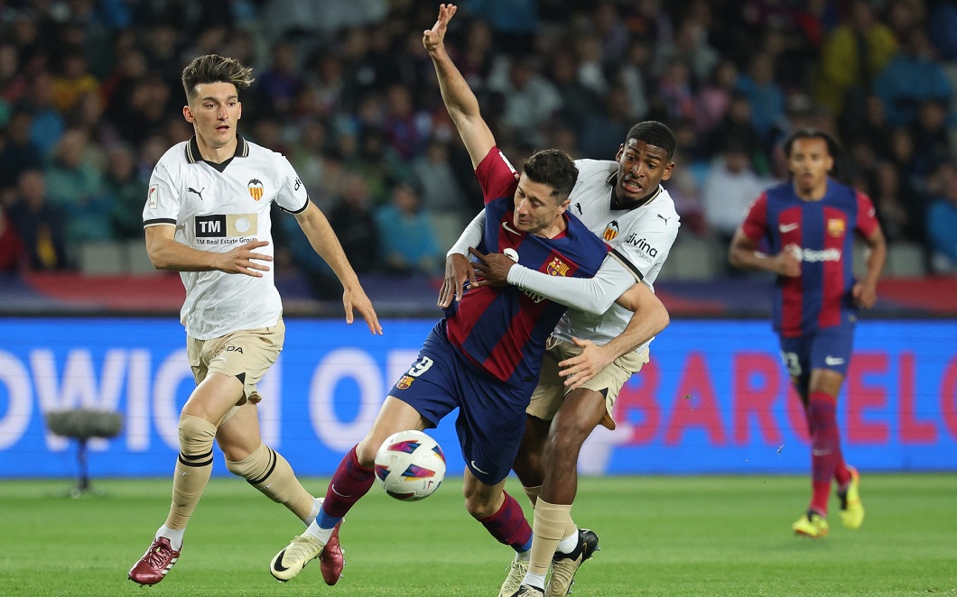 Barcelona - Valencia 2-2, DGS 2. Lewandowski a egalat în startul reprizei secunde, cu o execuție de zile mari