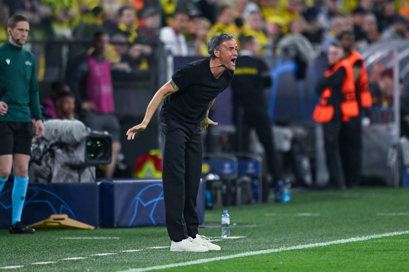 După ce PSG a fost învinsă de Dortmund, Luis Enrique a mai venit cu o veste proastă: ”Nu pare foarte bine”