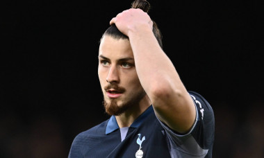 Nu se opresc! Tottenham vrea să-i aducă un ”rival” pe post lui Radu Drăgușin