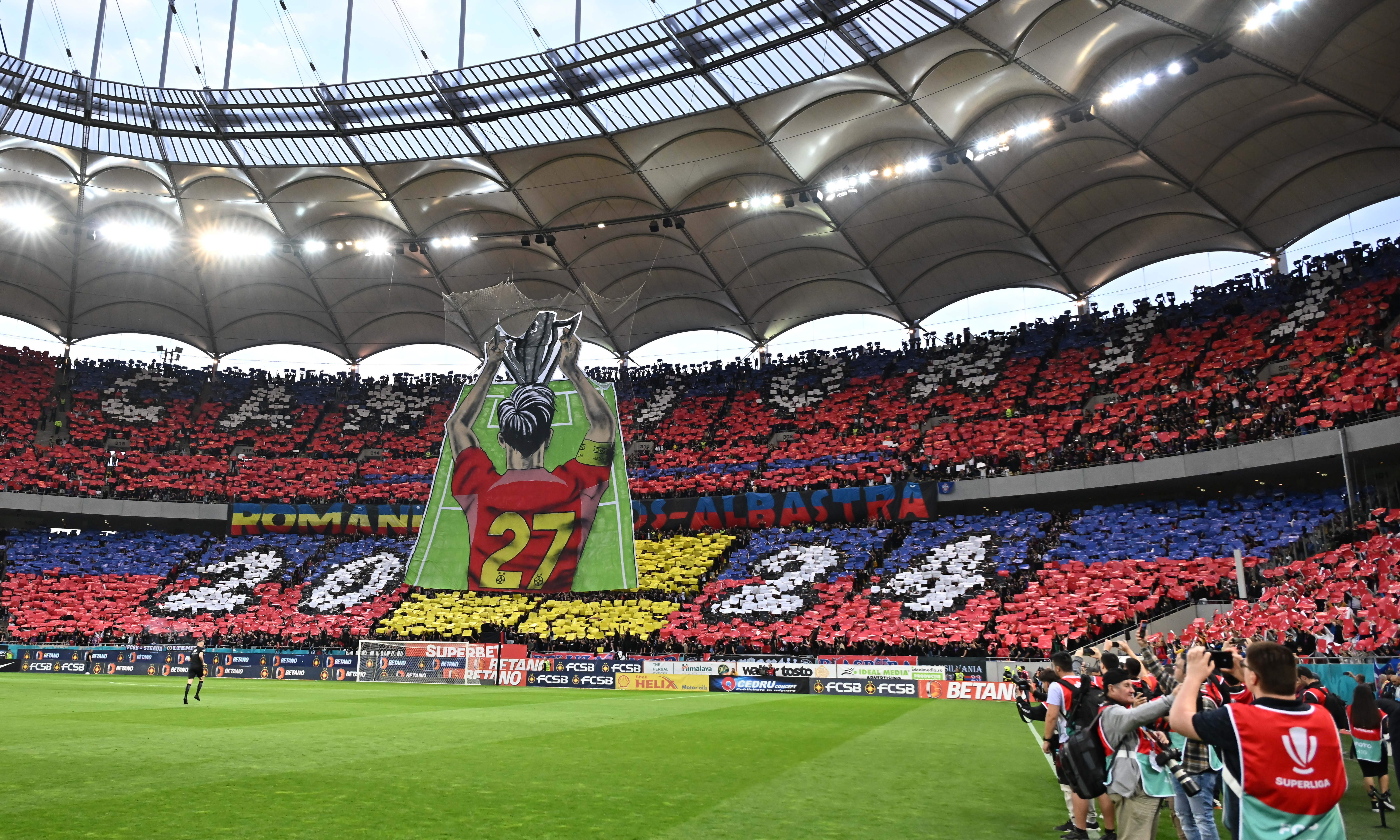 Recordul all-time, DOBORÂT! Câți spectatori au fost la FCSB - CFR Cluj