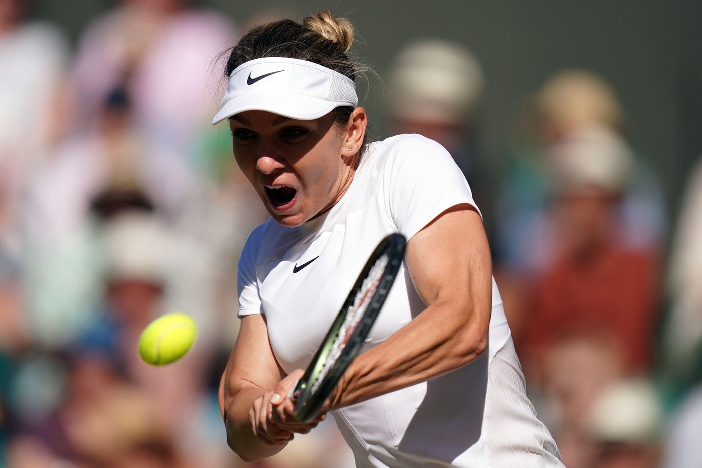 Câte locuri a urcat Simona Halep în noul clasament WTA