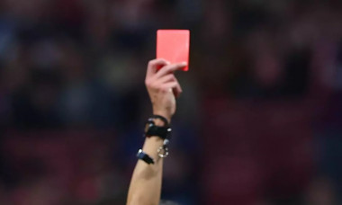 O nouă regulă în fotbal. Ce este cartonașul roz și pentru ce va fi folosit
