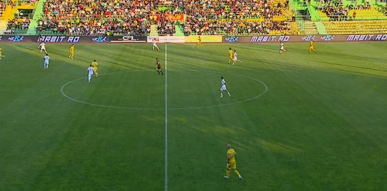 CS Mioveni - FC Botoșani 0-0, ACUM, la Digi Sport 1. Duel decisiv pentru SuperLiga