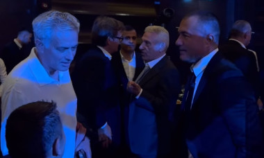 Jose Mourinho, la dineul ”Generației de Aur” / Foto: Instagram @adrianilie.oficial