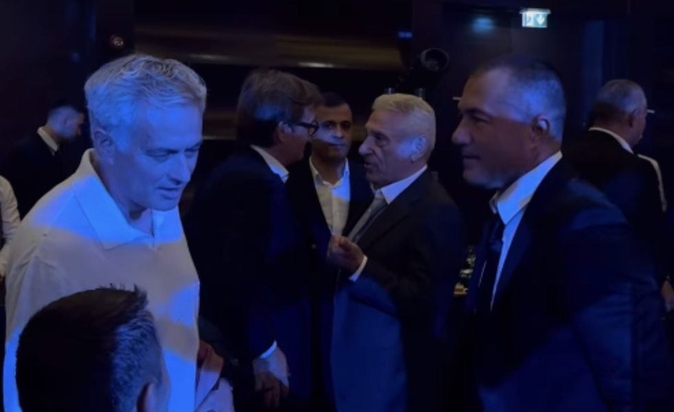 Jose Mourinho a văzut ce a făcut Cristi Borcea la dineul ”Generației de Aur”, s-a dus la el și i-a spus câteva cuvinte