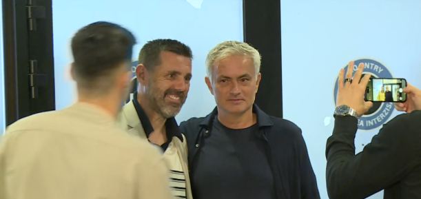 Ce s-a întâmplat imediat după meciul de retragere a Generației de Aur, cu Jose Mourinho protagonist: ”Cum să faci așa ceva?”
