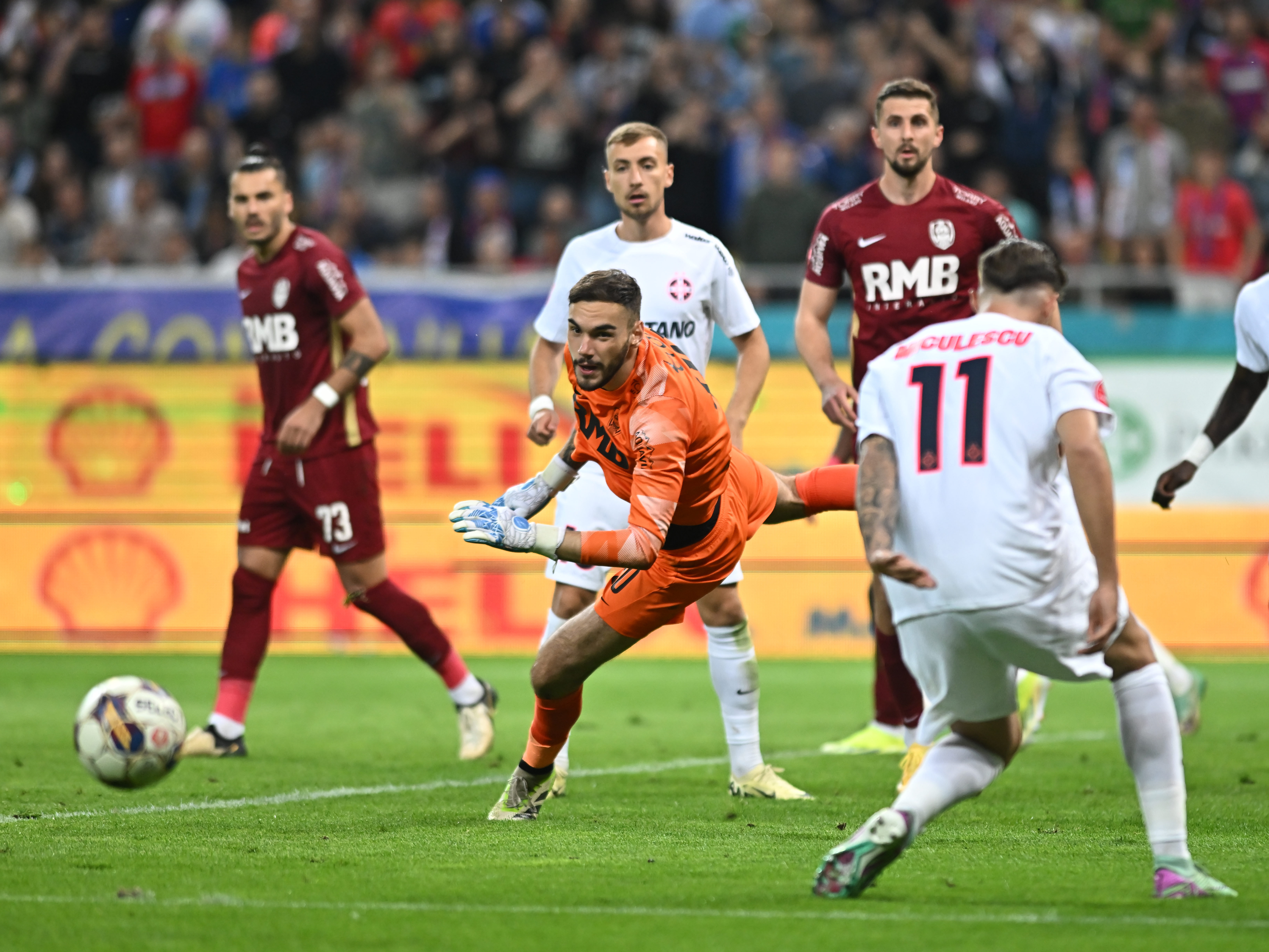 Convocat în premieră la echipa națională, ”tricolorul” a dezvăluit ce mesaj i-a transmis Edi Iordănescu