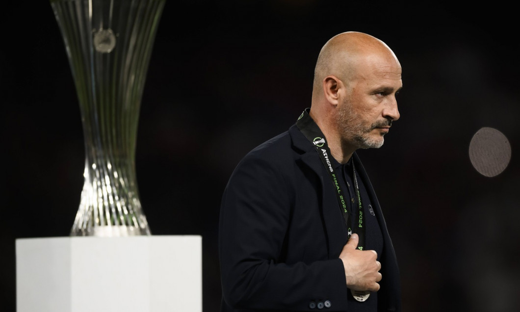 Olympiacos FC v ACF Fiorentina - UEFA Conference League Vincenzo Italiano, head coach of ACF Fiorentina, look dejected n