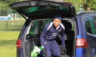 Clairefontaine: Kylian Mbappe Sits In The Car&apos;s Trunk