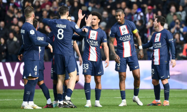 Paris Saint-Germain v Lille OSC - Ligue 1 Uber Eats