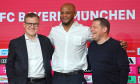 v.li:Jan Christian DREESEN (Vorstandsvorsitzender FCB), Trainer Vincent KOMPANY (Bayern Muenchen), Max EBERL (Sportvorst