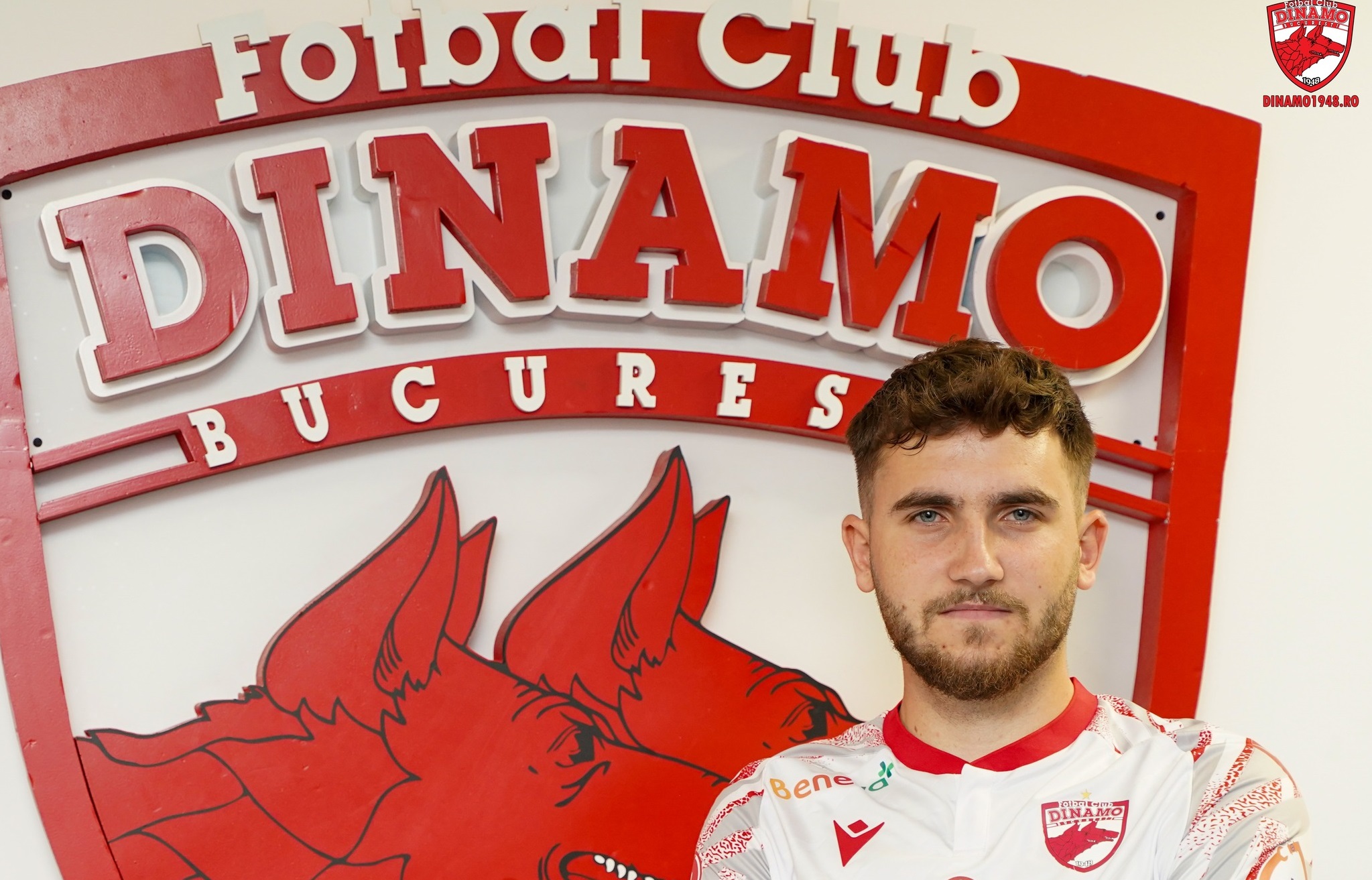 Claudiu Niculescu n-a mai ajuns la Dinamo, dar a semnat cu alb-roșiii fostul lui portar de la Șelimbăr